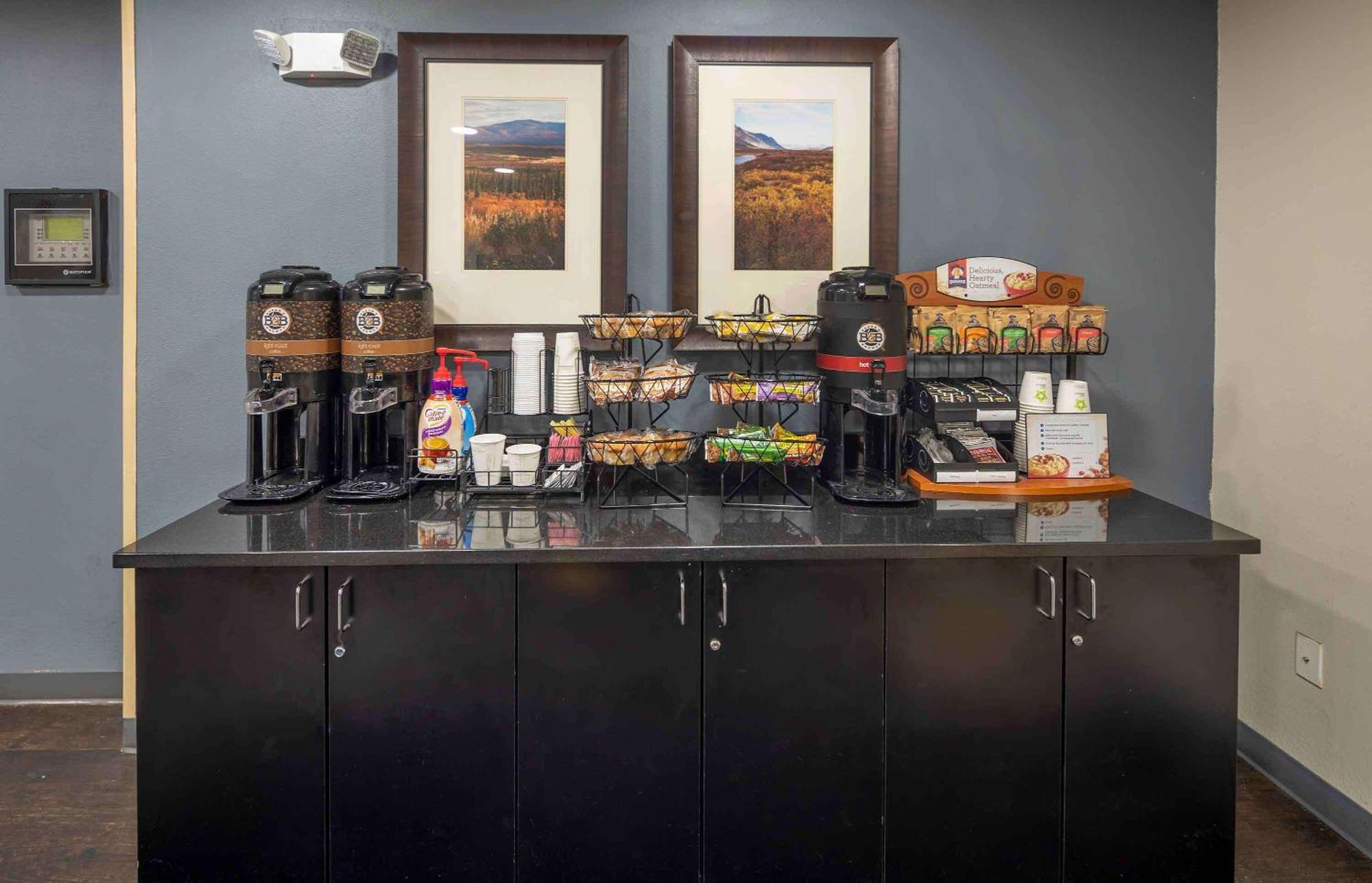 Extended Stay America Suites - Anchorage - Midtown Екстериор снимка