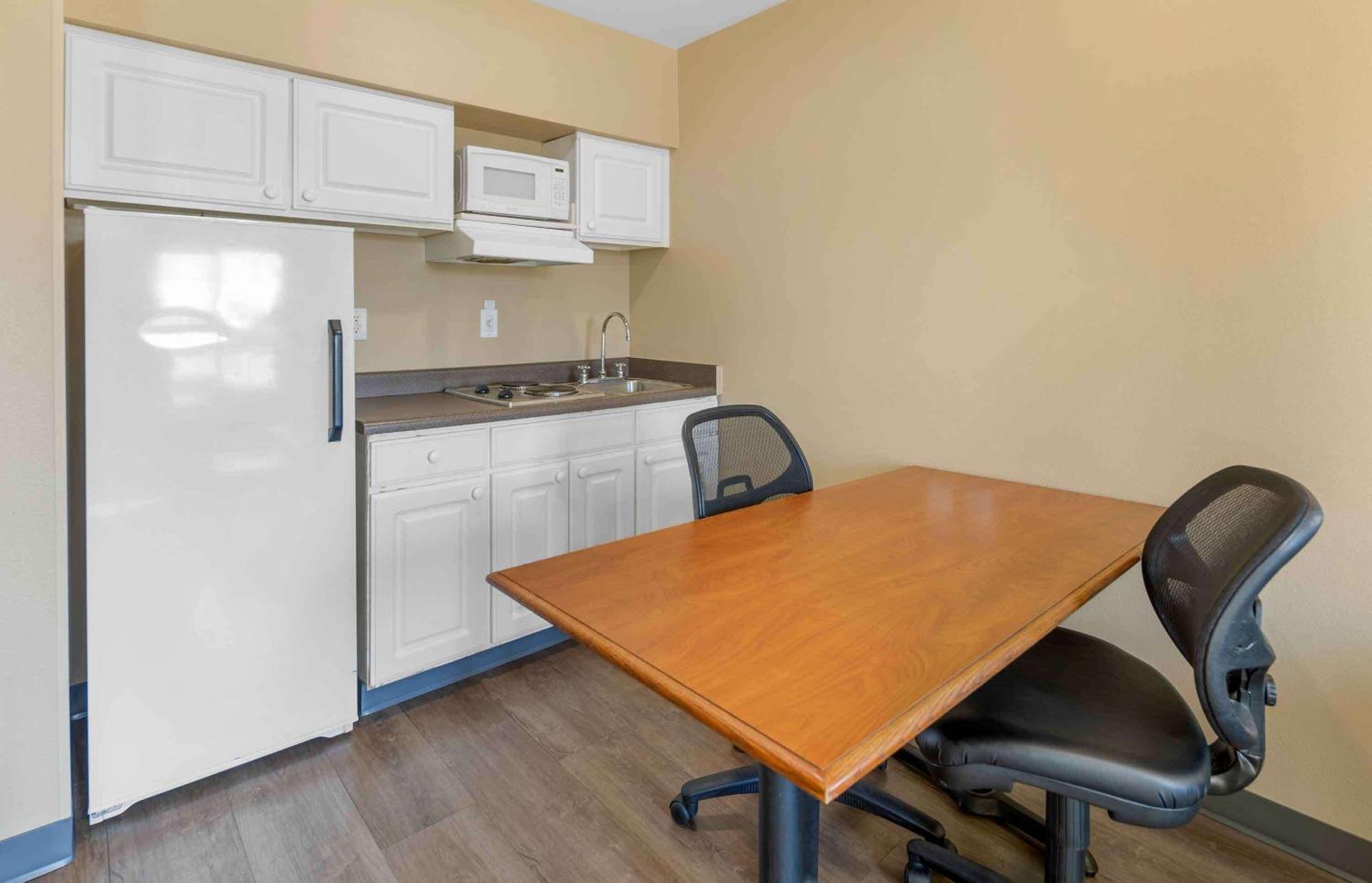Extended Stay America Suites - Anchorage - Midtown Екстериор снимка